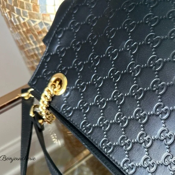 Gucci Black Leather Shoulder Bag - Picture 9 of 17